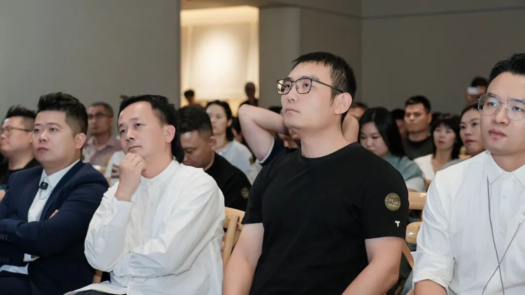 d3ade3dae9fc988945327ee9c90b2066