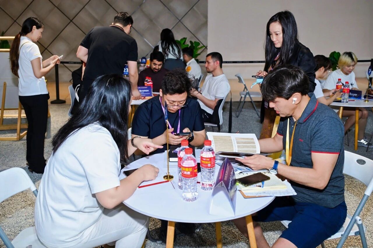 第44届中国（佛山）陶博会-RCEP及中亚采购对接会圆满举12